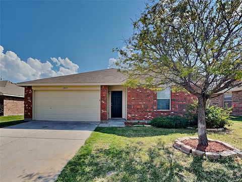 Photo of 12613 Carpenter Lane, Rhome, TX 76078 (MLS # 21245582)