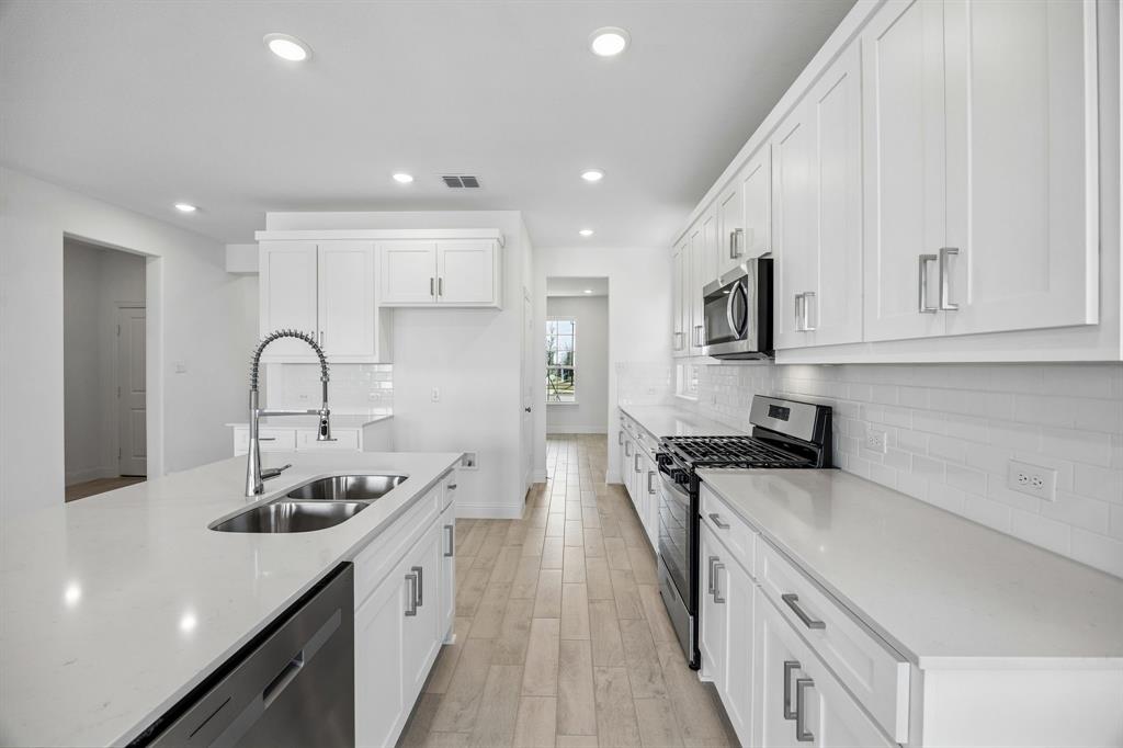 1100 Pomodoro Place