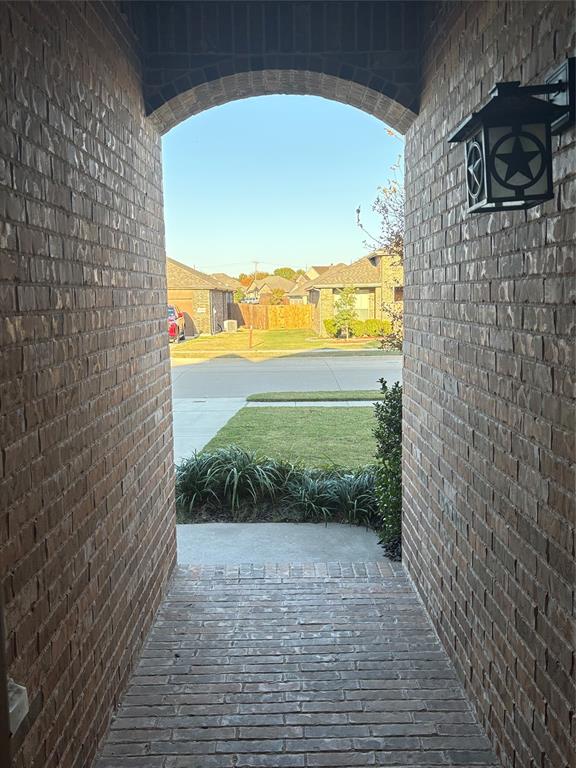 1719 Cross Creek Lane