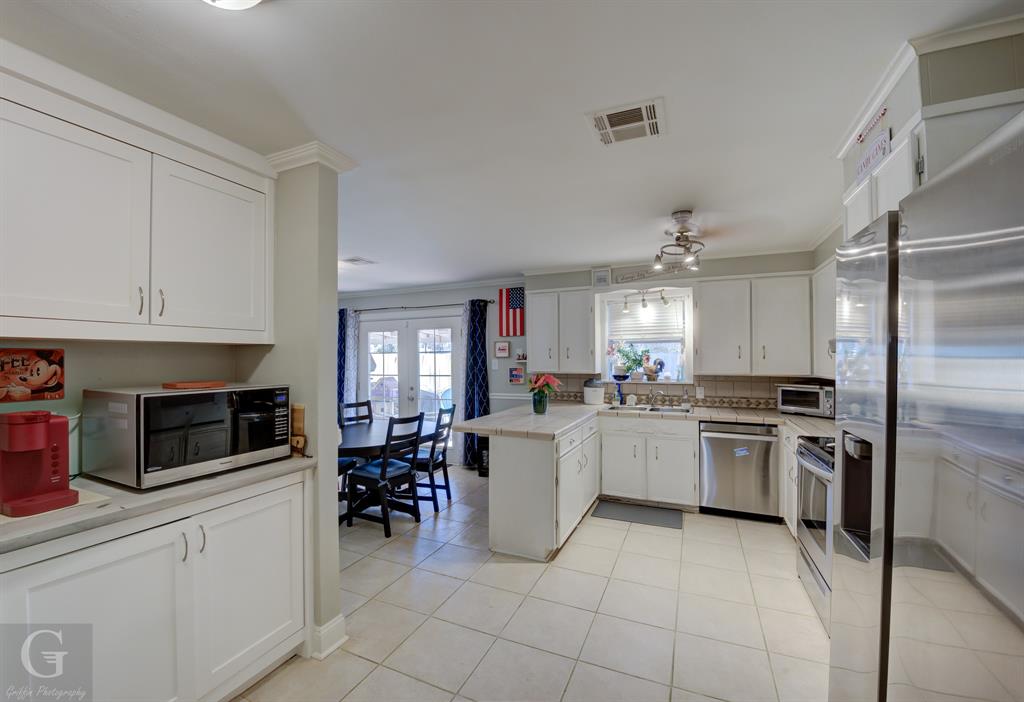 Shady Grove 01 - Residential