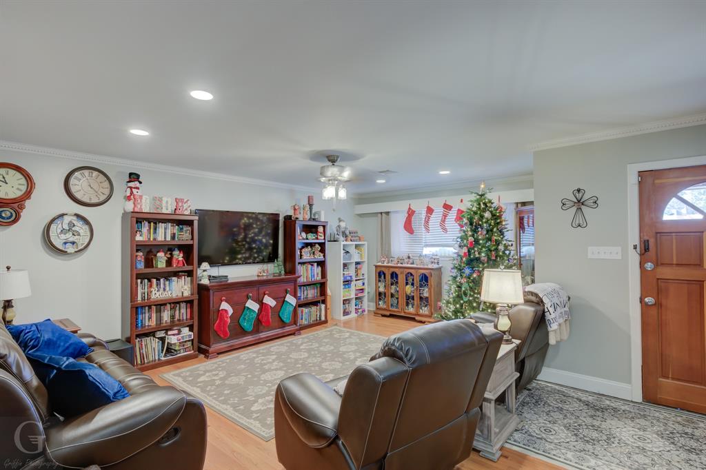 Shady Grove 01 - Residential