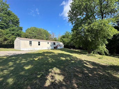 25 Charlsie Drive Denison TX 75020