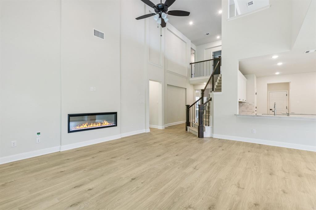 Oaks of North Grove - Residential