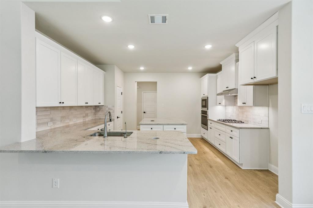 Oaks of North Grove - Residential