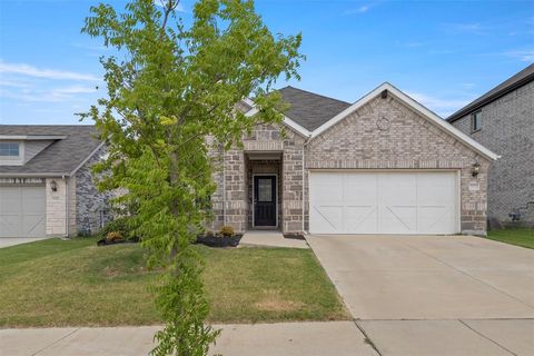 Photo of 3420 Chivalry Drive, Denton, TX 76207 (MLS # 21332808)