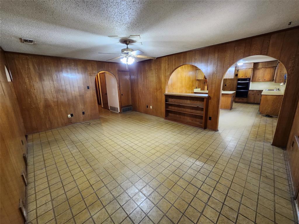 3209 Oriole Lane