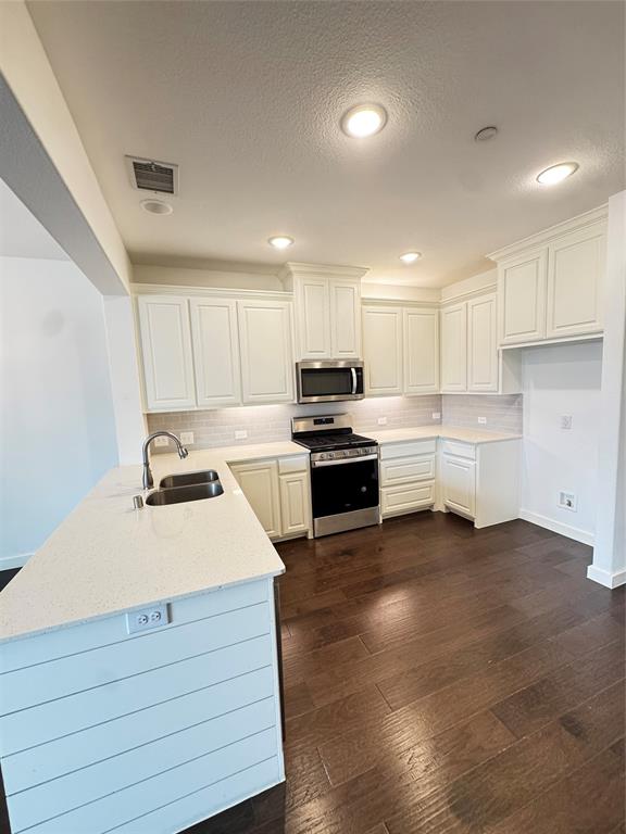Ridge View Twnhms - Residential
