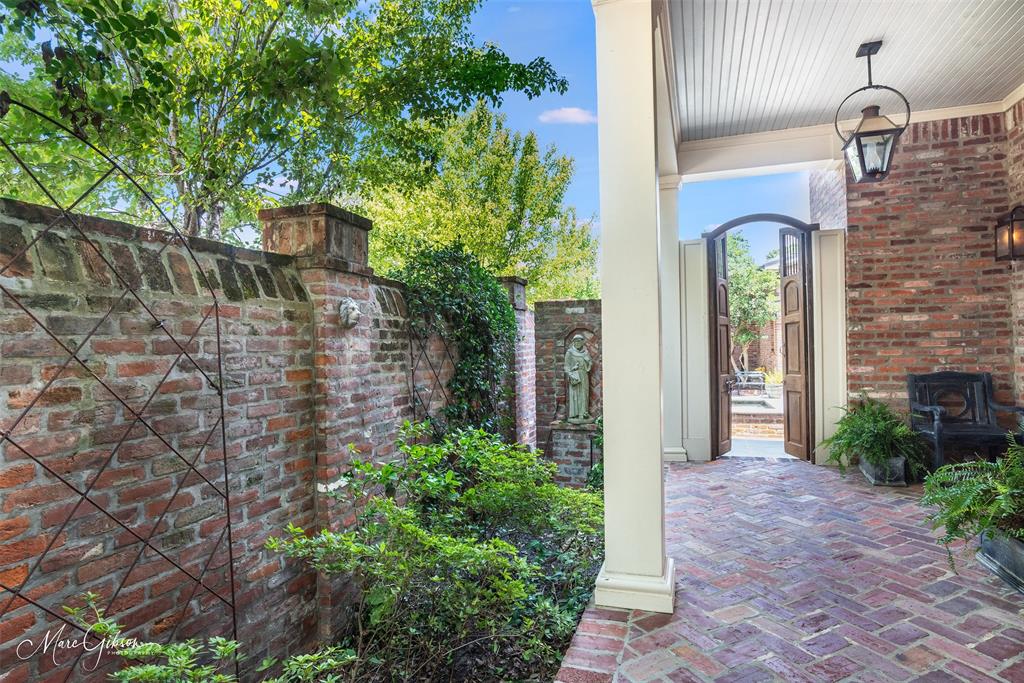 3023 Torrey Pine Lane