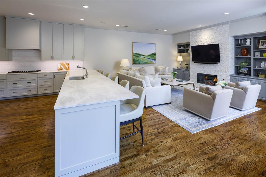 Churchill Pointe - Residential