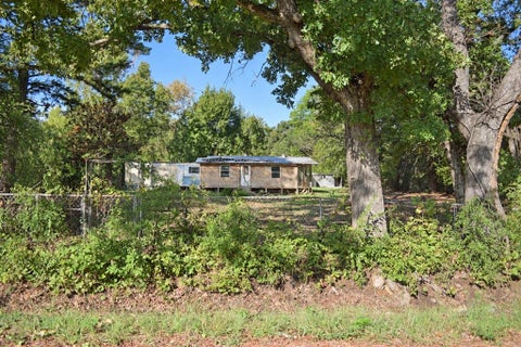 Photo of 21453 CR 466, Lindale, TX 75771 (MLS # 21420654)