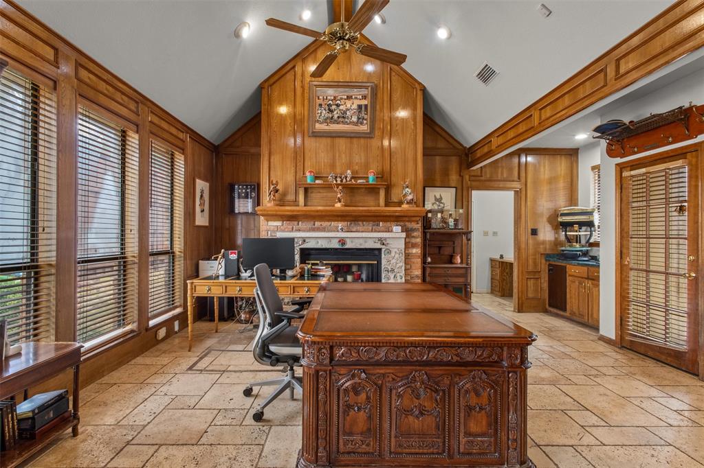 2616 Tulip Drive