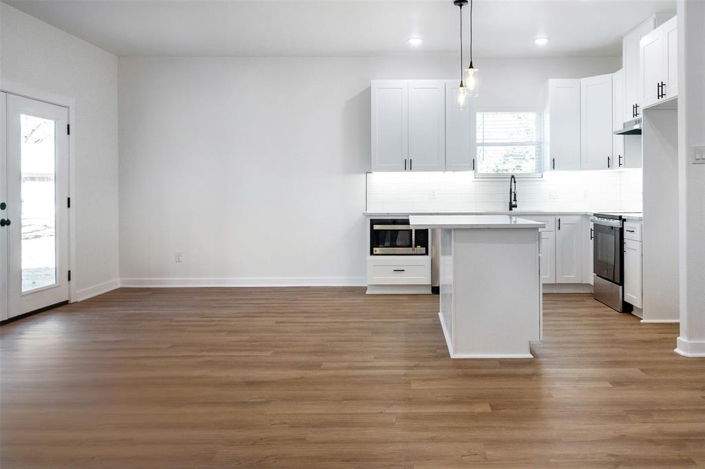 Del Mar Sub - Residential