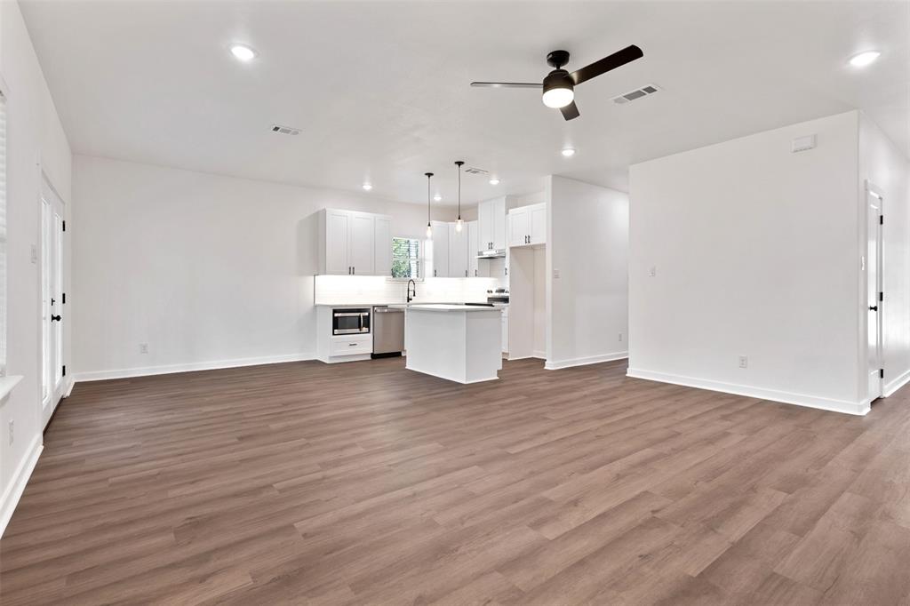 Del Mar Sub - Residential