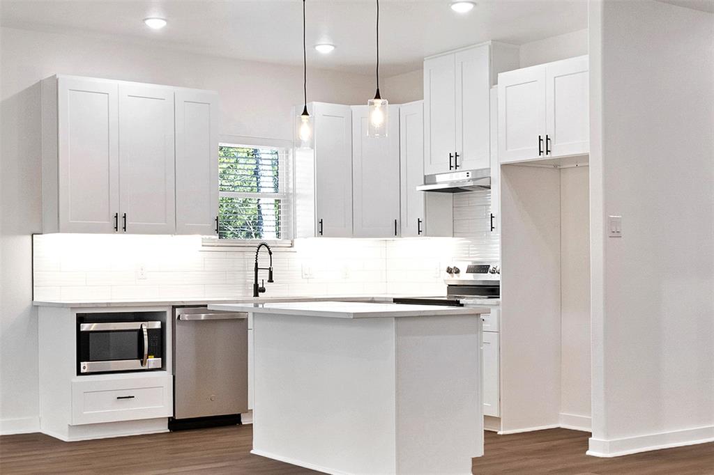 Del Mar Sub - Residential