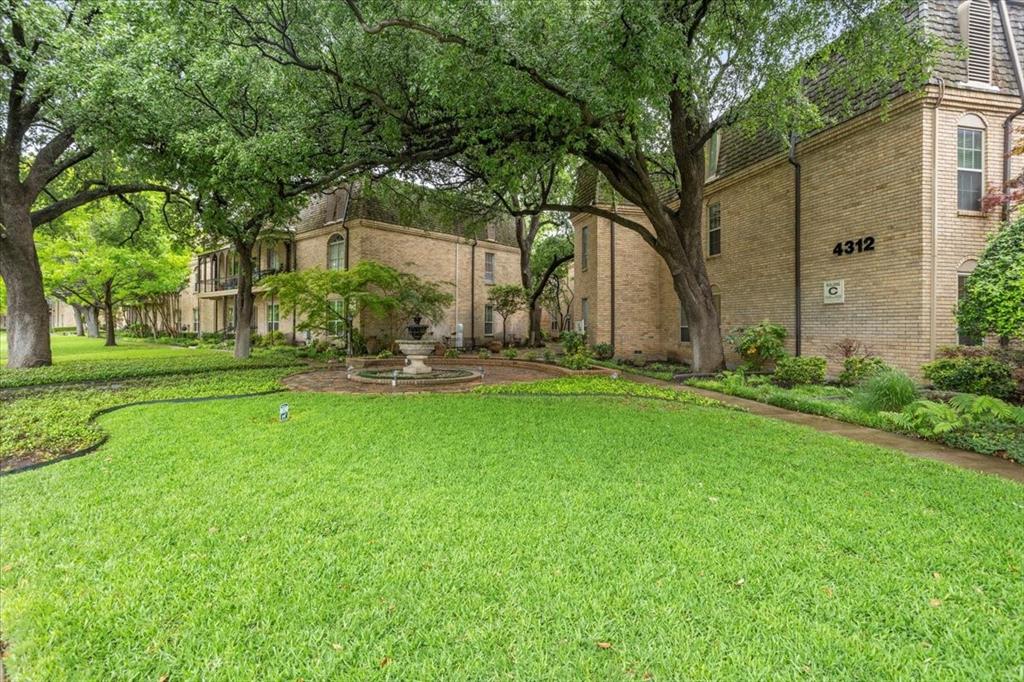 4312 Bellaire Drive S 141