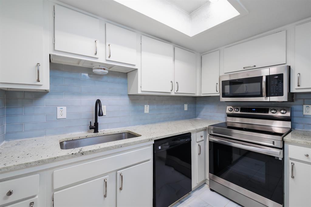 Las Colonitas Condo - Residential