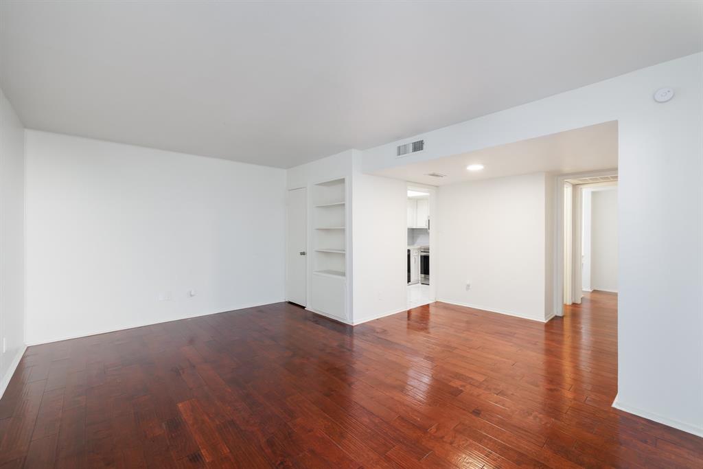 Las Colonitas Condo - Residential