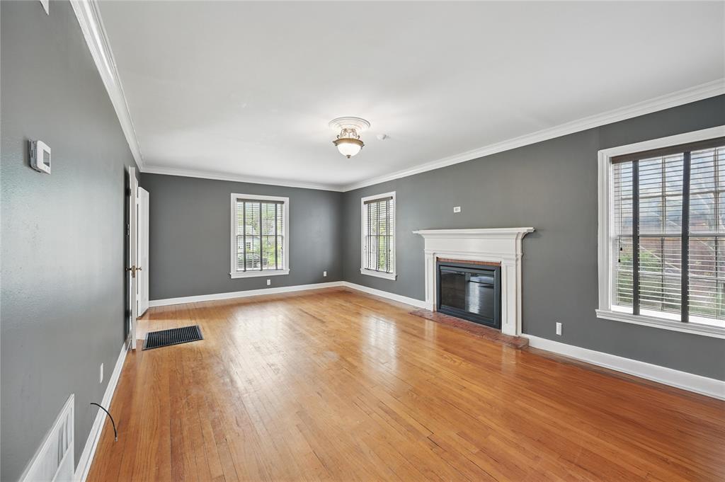 Mistletoe Sangamo Add - Residential