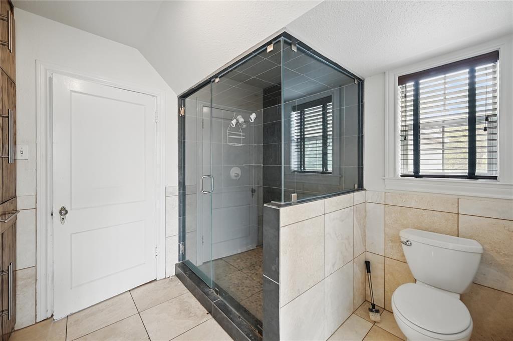 Mistletoe Sangamo Add - Residential