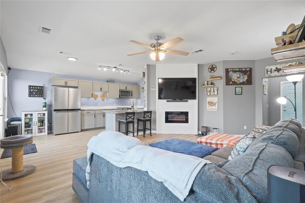 Twin Lakes Ph II - Residential