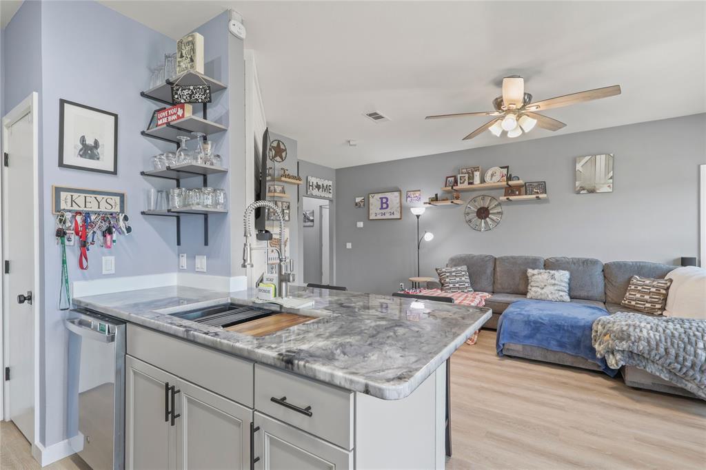 Twin Lakes Ph II - Residential