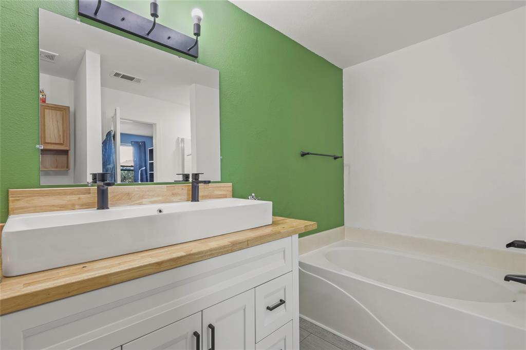 Twin Lakes Ph II - Residential