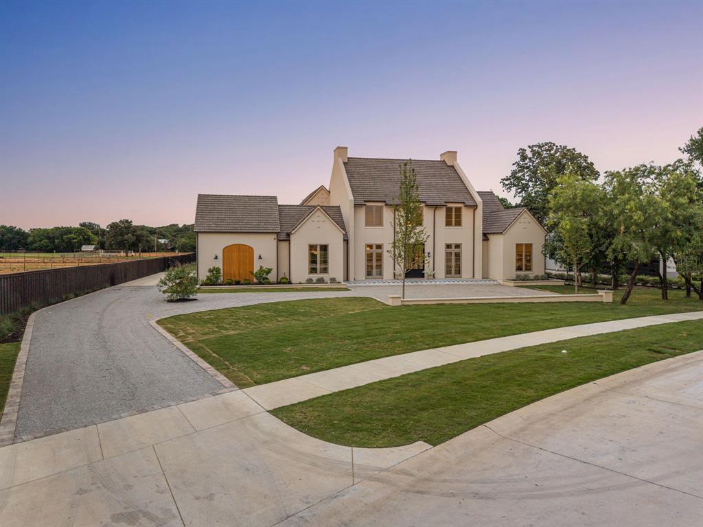 4413 Saddleback Lane