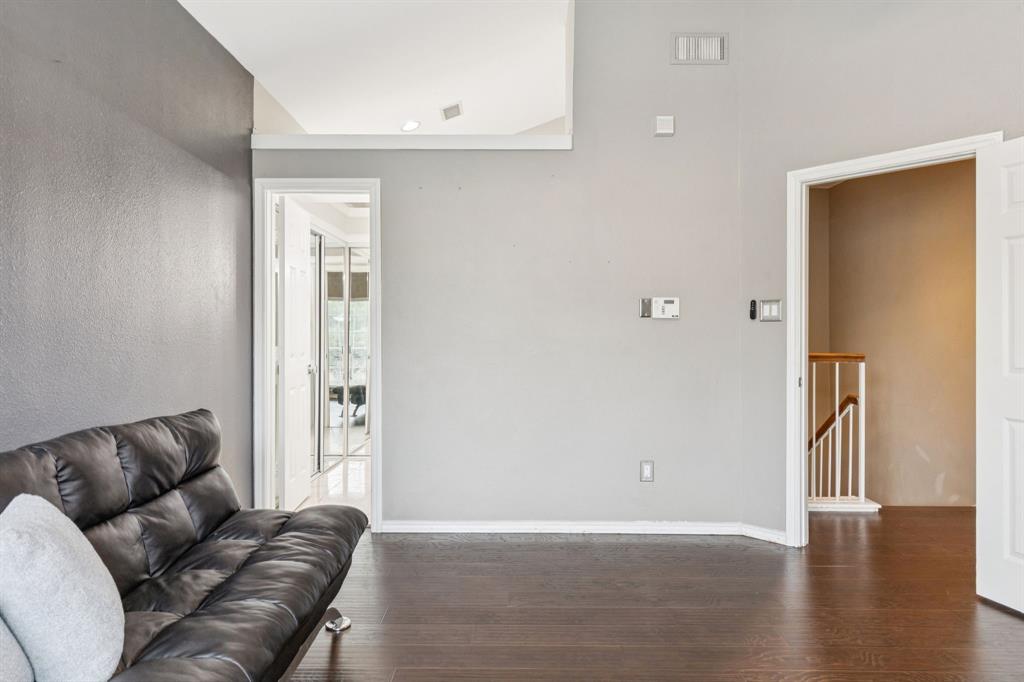 Montfort Twnhms - Residential