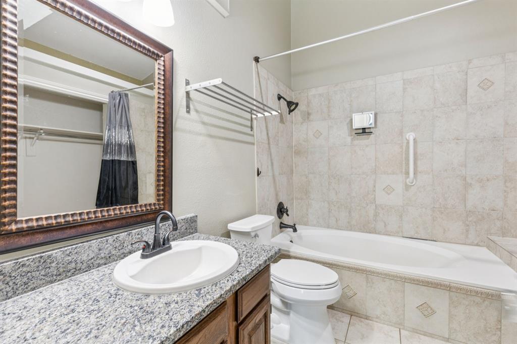 Montfort Twnhms - Residential