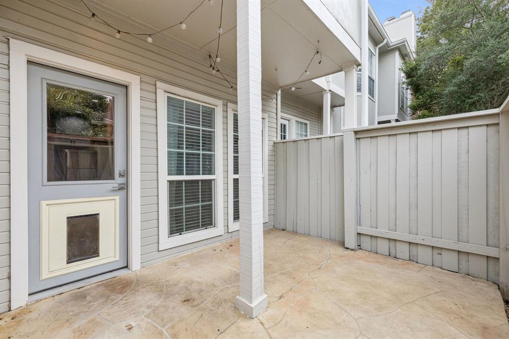 Montfort Twnhms - Residential