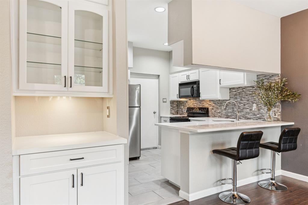 Montfort Twnhms - Residential