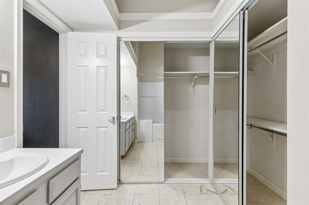 Montfort Twnhms - Residential