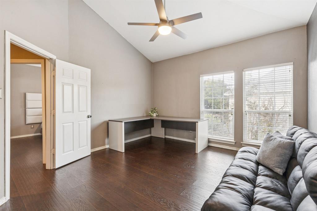 Montfort Twnhms - Residential