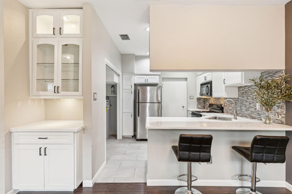 Montfort Twnhms - Residential