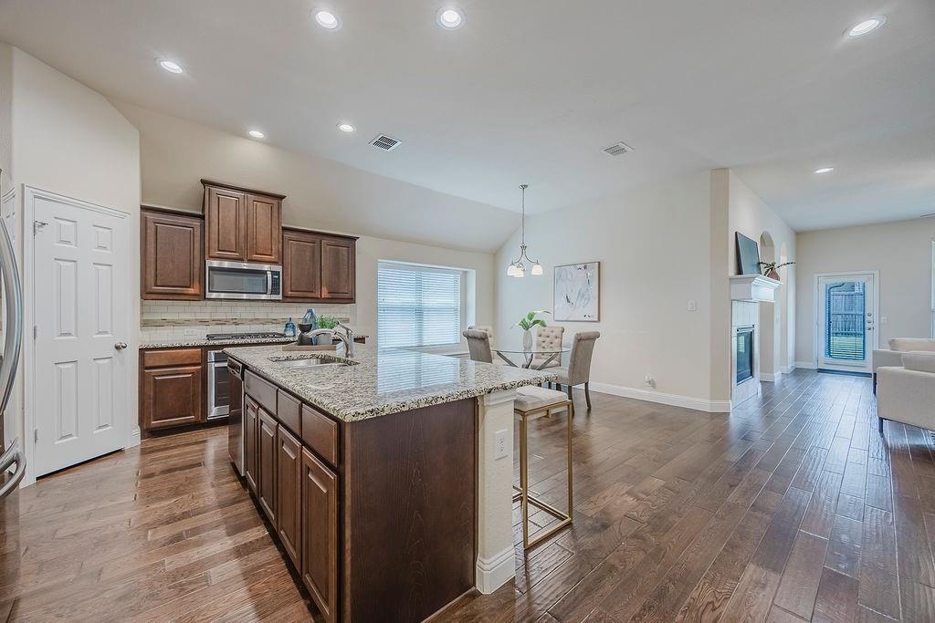 Vineyards Ph I, The - Residential