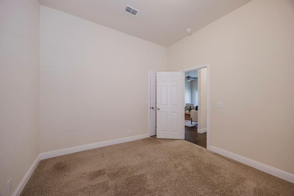 Vineyards Ph I, The - Residential