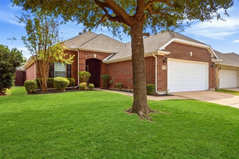 Photo of 717 Creekside Drive, Little Elm, TX 75068 (MLS # 21396886)
