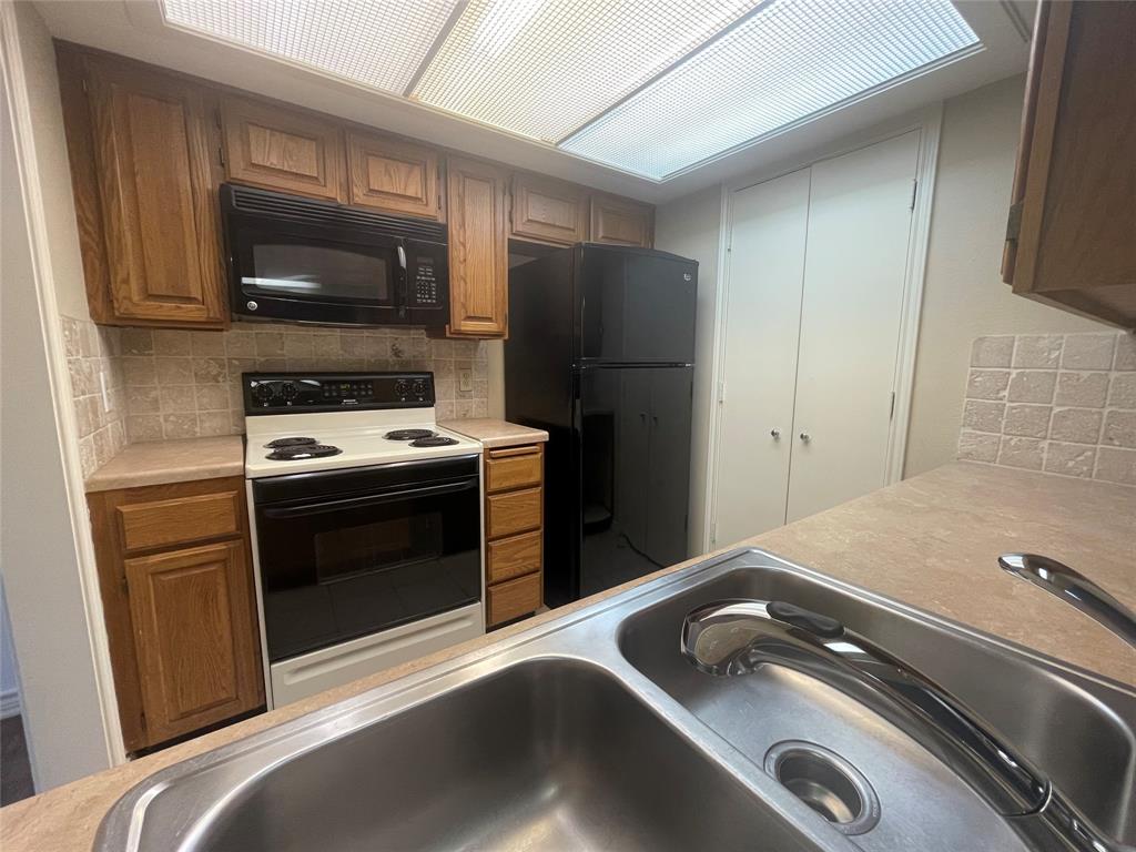 Signal Ridge 03 - Residential Lease