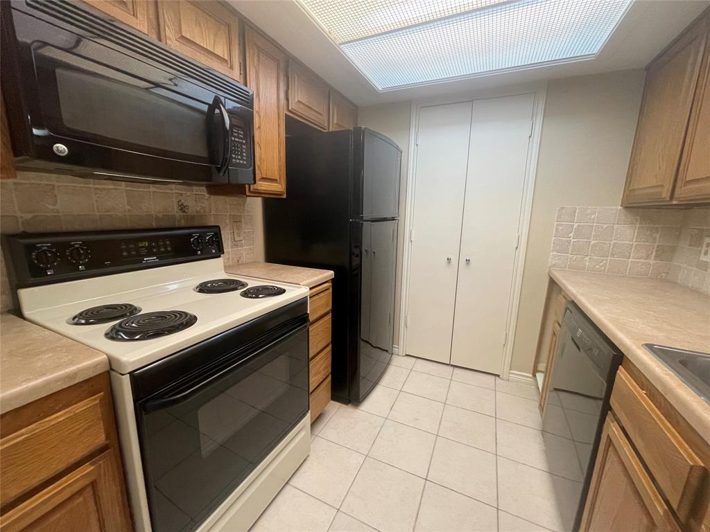 Signal Ridge 03 - Residential Lease