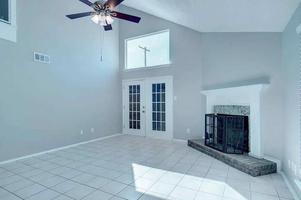 Photo of 1400 Paintbrush Street, Mesquite, TX 75149 (MLS # 21210437)