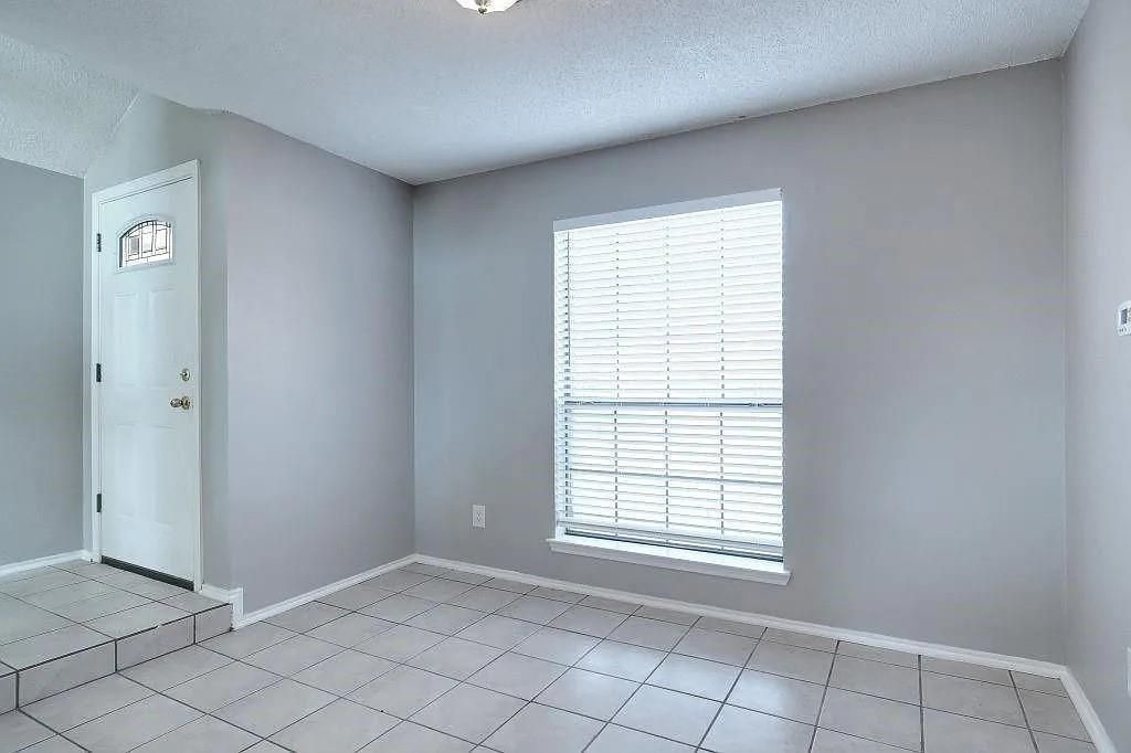 Photo of 1400 Paintbrush Street, Mesquite, TX 75149 (MLS # 21210437)