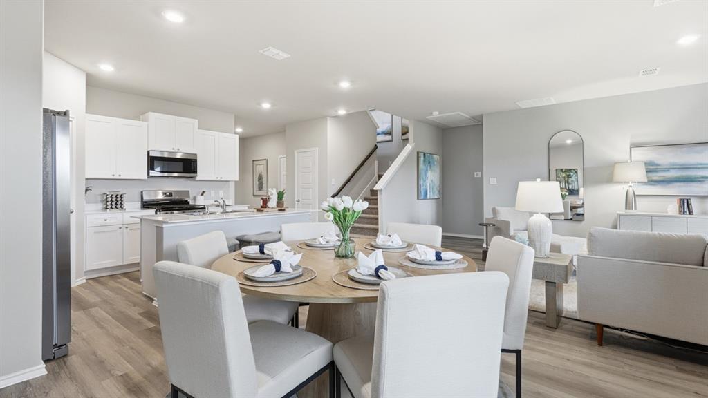 Townes Landing - D.R. Horton - Residential