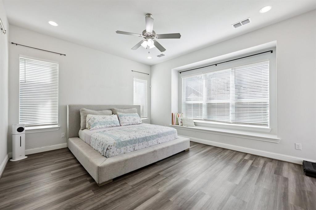 Lake Forest Ph Ia - Residential