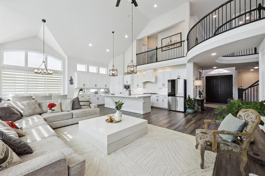 Lake Forest Ph Ia - Residential