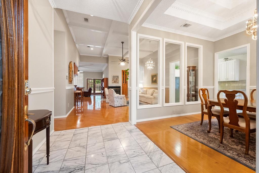 2105 Sleepy Hollow Drive