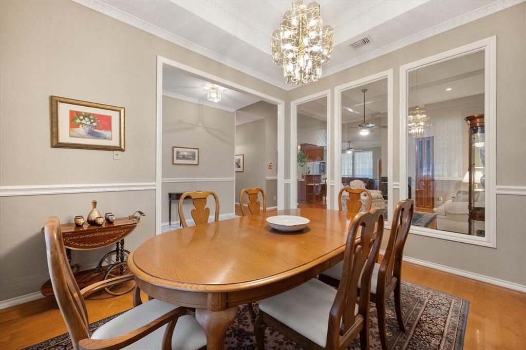 2105 Sleepy Hollow Drive