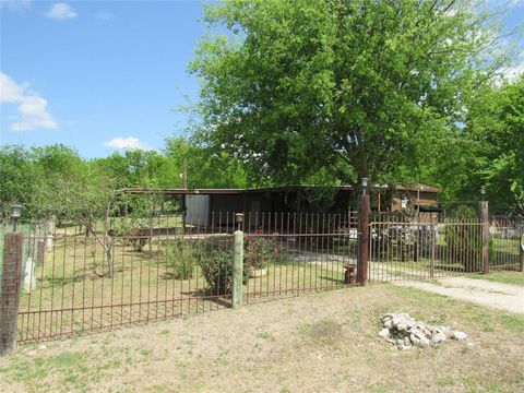 Photo of 8927 Cartwright Drive, Cresson, TX 76035 (MLS # 21229304)