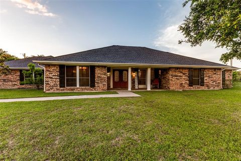 A home in Pecan Hill