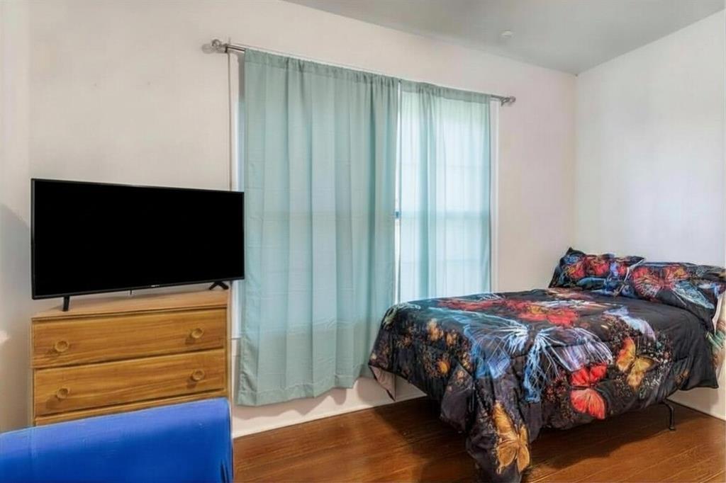 Lincoln Manor - Residential