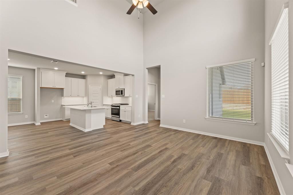 3814 Aqua Lane